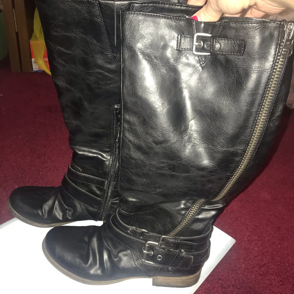 Carlos black boots